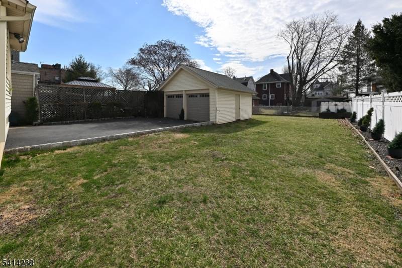 99 Christie St, Ridgefield Park Village, NJ 07660