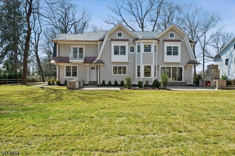 58 Midwood Ter, Madison Boro, NJ 07940