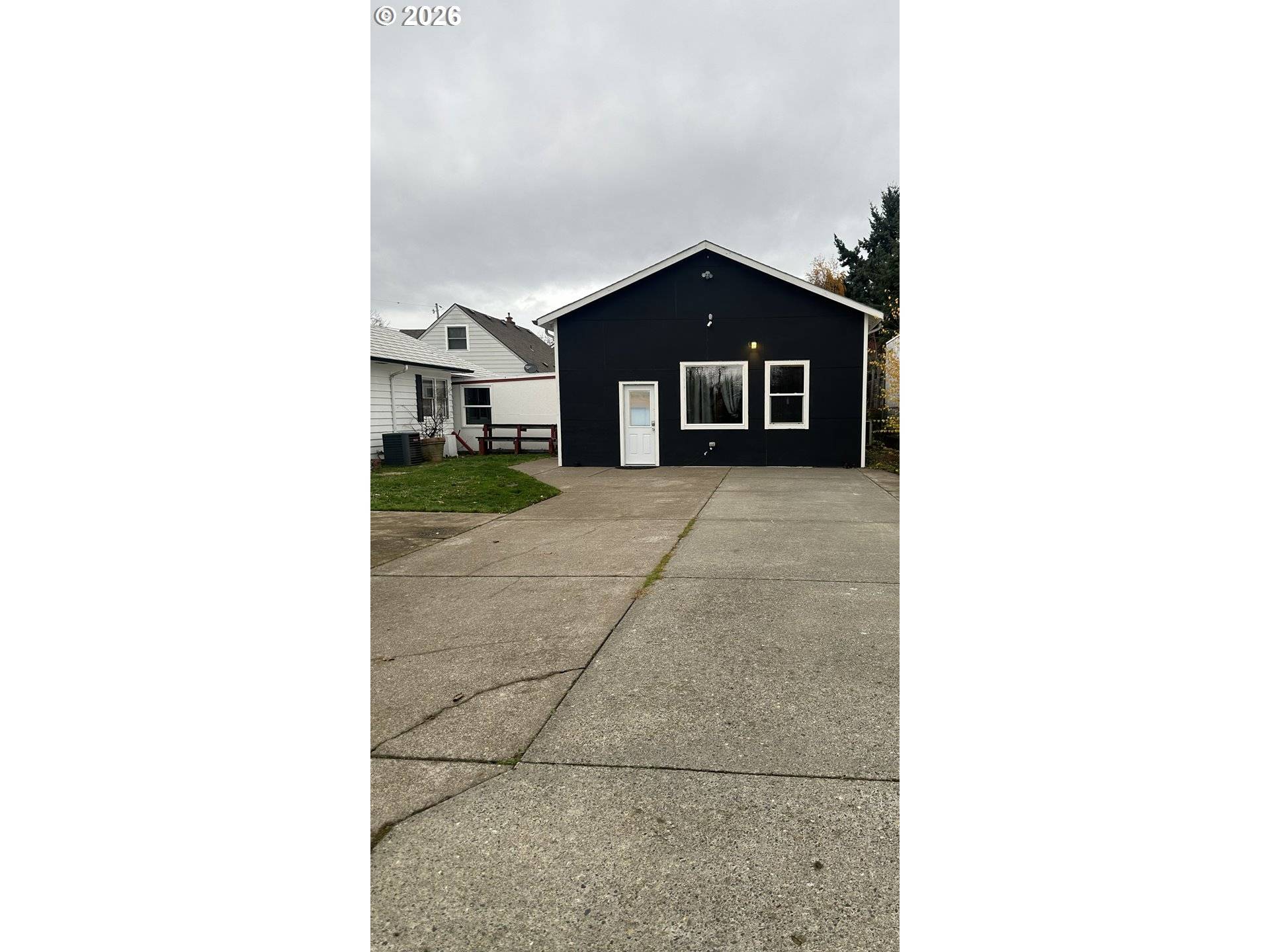 144 SE 85TH AVE, Portland, OR 97216