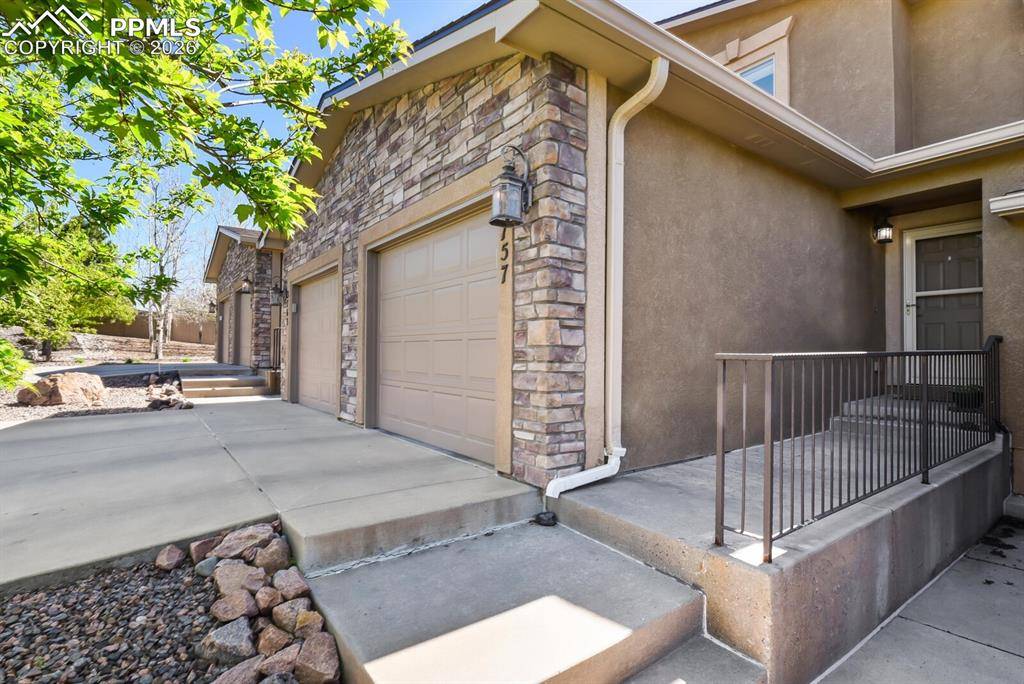 3757 Homestead Mesa HTS, Colorado Springs, CO 80917