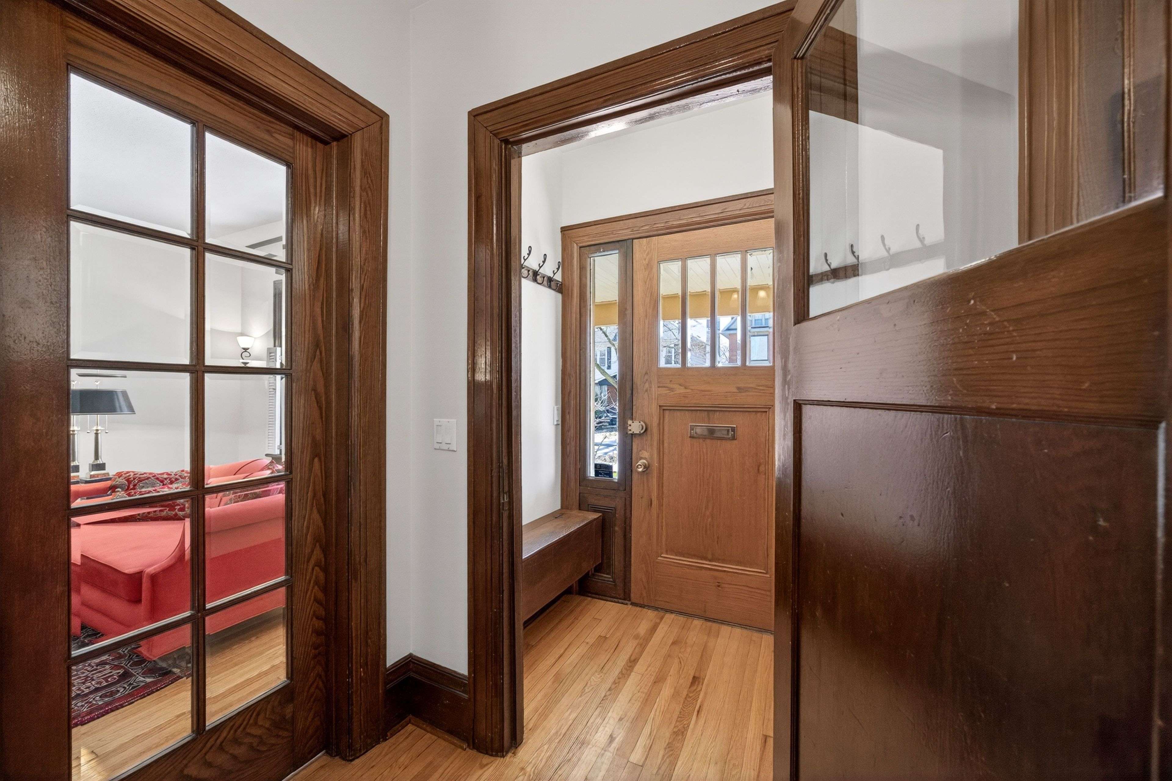 23 Woodlawn AVE, Glebe - Ottawa East And Area, ON K1S 2S8