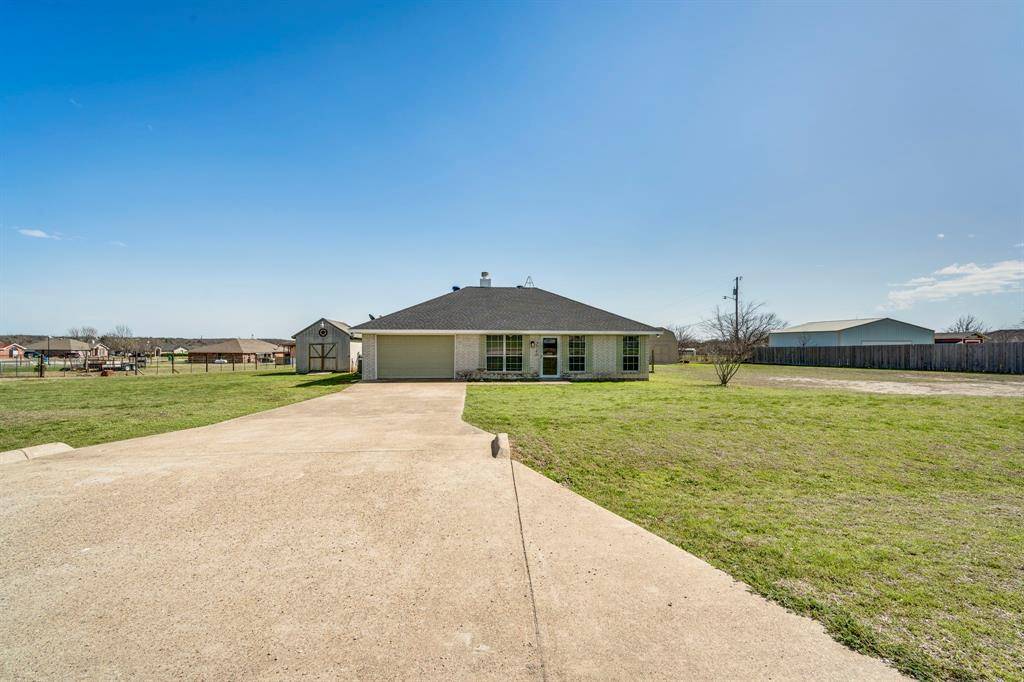 2740 Lexie Lane, Waxahachie, TX 75167