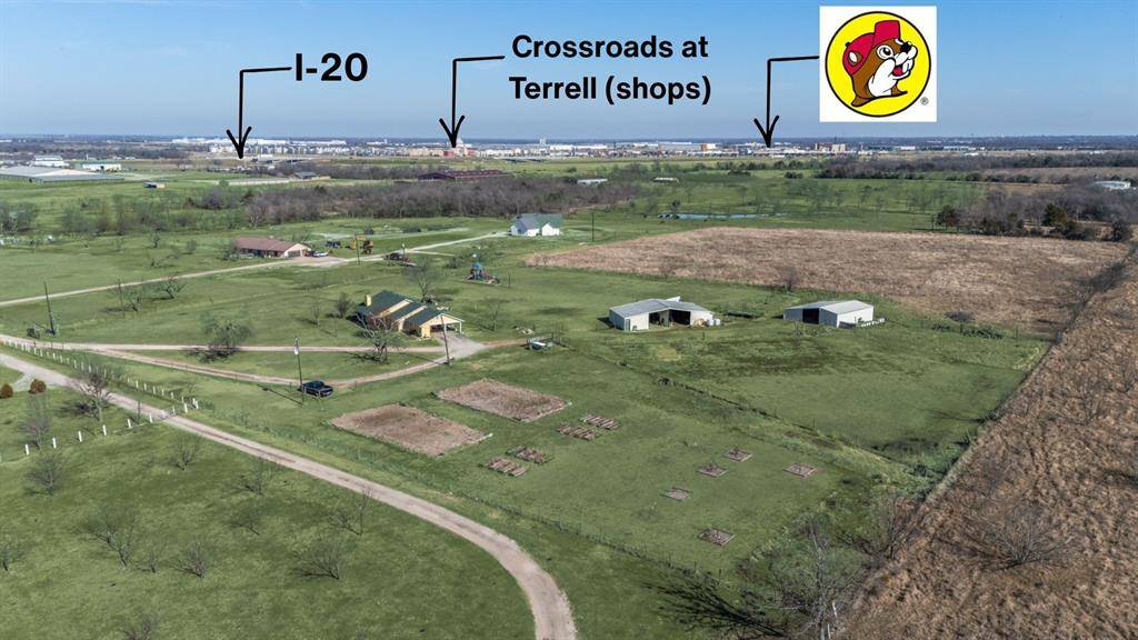 1439 Davis Lane, Terrell, TX 75160