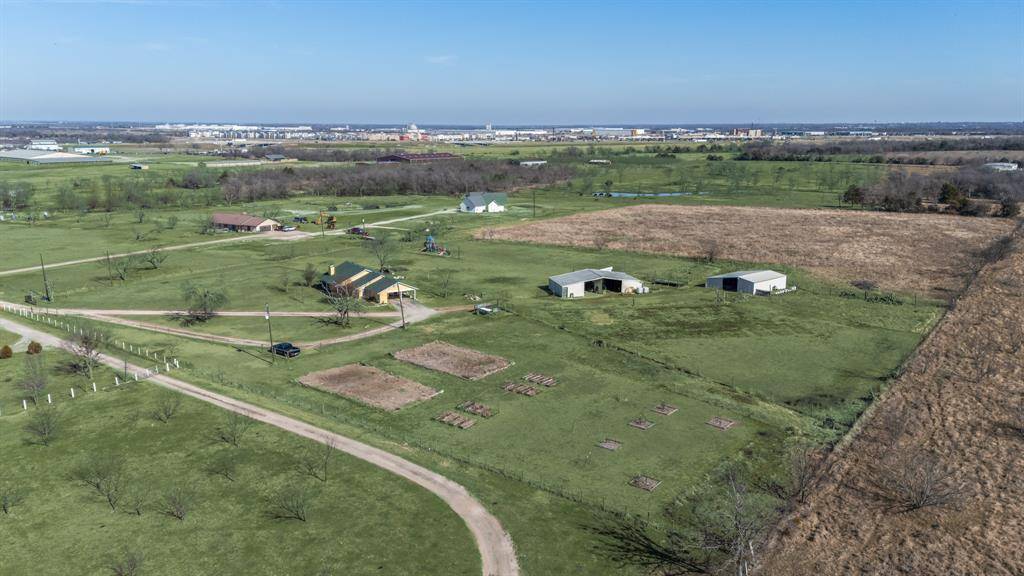 1439 Davis Lane, Terrell, TX 75160