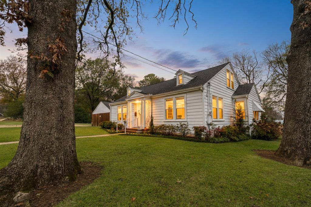 2257 Cleveland Street, Paris, TX 75460