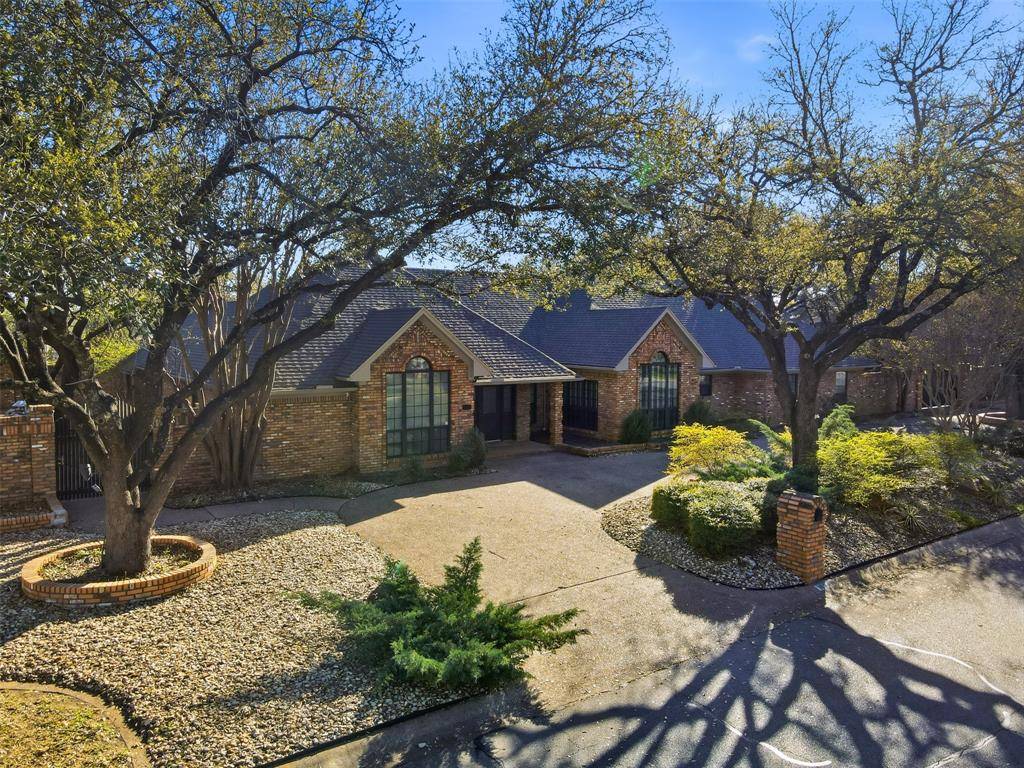 1005 Hemphill Drive, Cleburne, TX 76033
