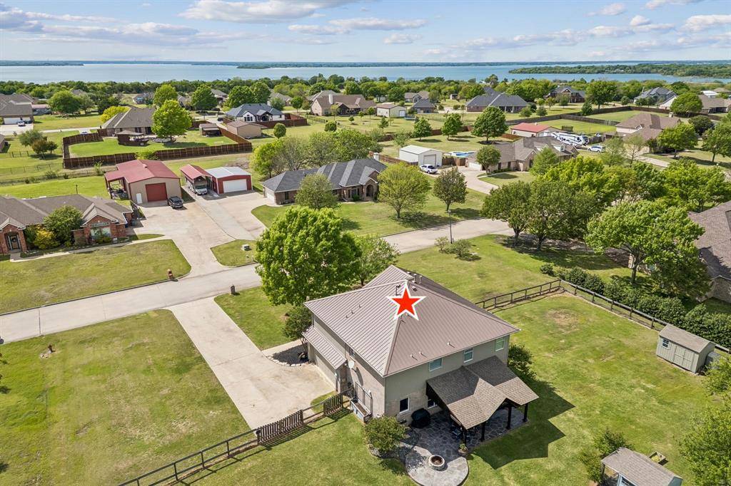 805 Lake Shadow Drive, Lavon, TX 75166