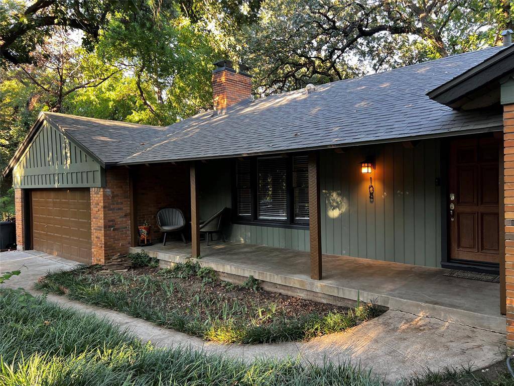 108 Woodland Drive, Irving, TX 75060