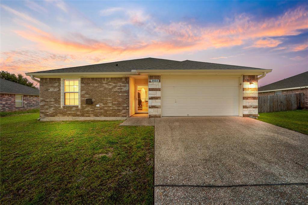 2032 Sabine Drive, Waco, TX 76708