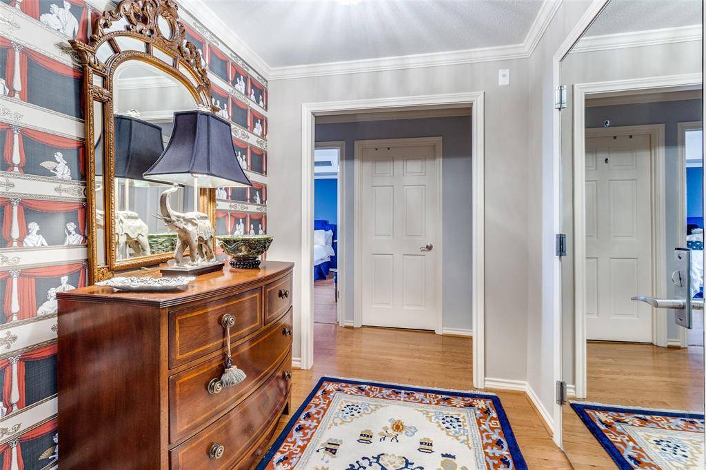 5909 Luther Lane #2104, Dallas, TX 75225