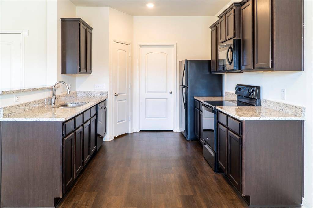 14117 Greenhaw Lane, Dallas, TX 75253