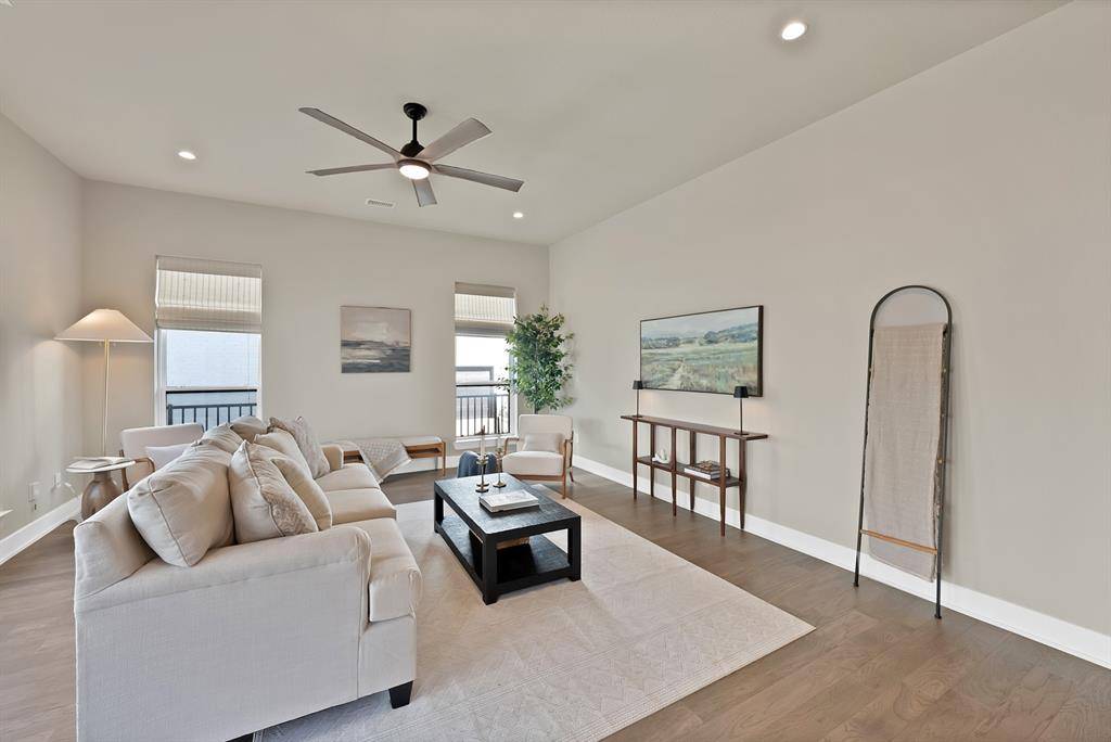 123 Garden Court E, Arlington, TX 76013