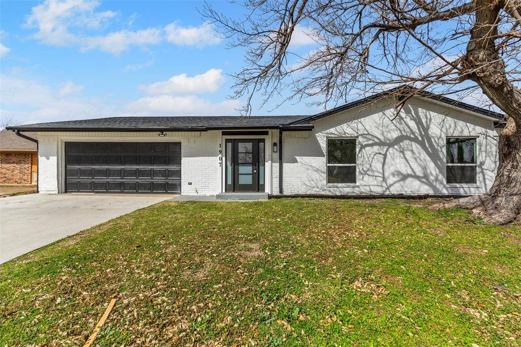 1907 Sunridge Road, Carrollton, TX 75006