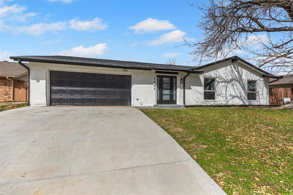 1907 Sunridge Road, Carrollton, TX 75006