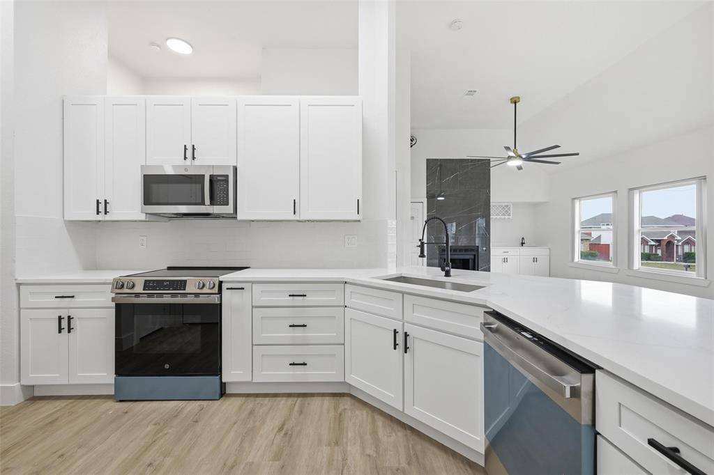 2230 Arbor Creek Drive, Carrollton, TX 75010