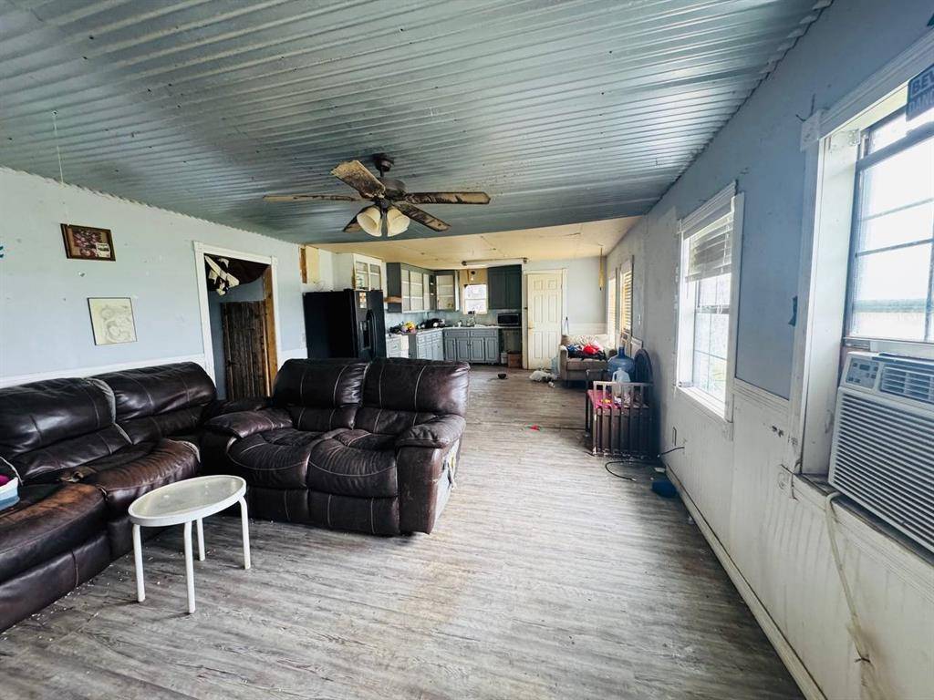 730 Warren Avenue, Clyde, TX 79510