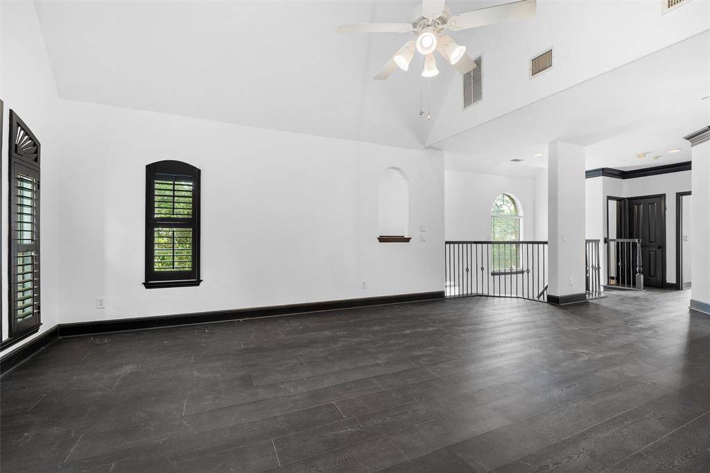 4160 Towne Green Circle, Addison, TX 75001