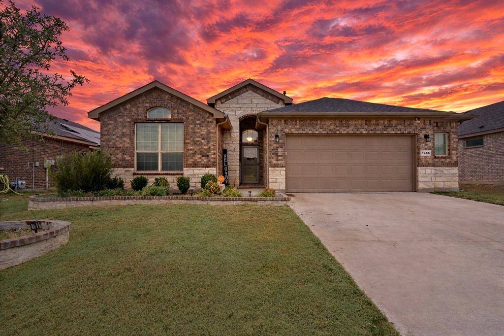 1406 Pleasanton Road, Cleburne, TX 76033