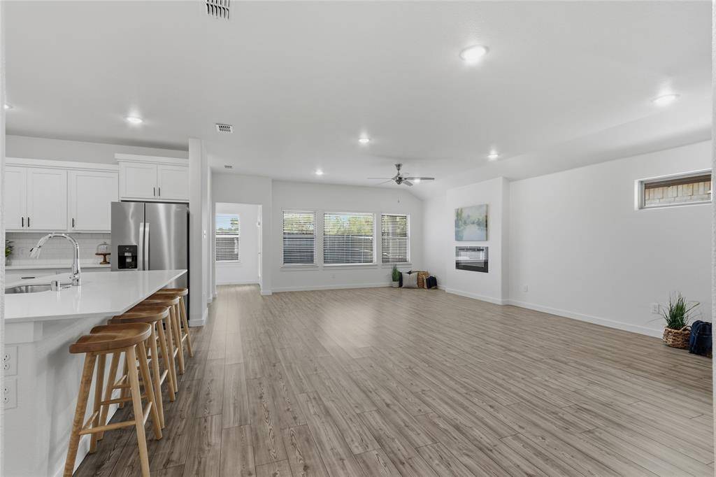 10640 Tonkala Drive, Fort Worth, TX 76179