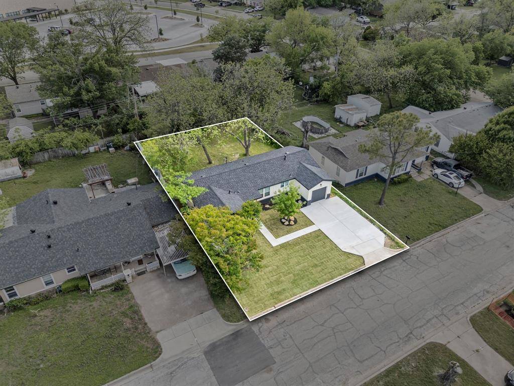 5008 Nadine Drive, Haltom City, TX 76117