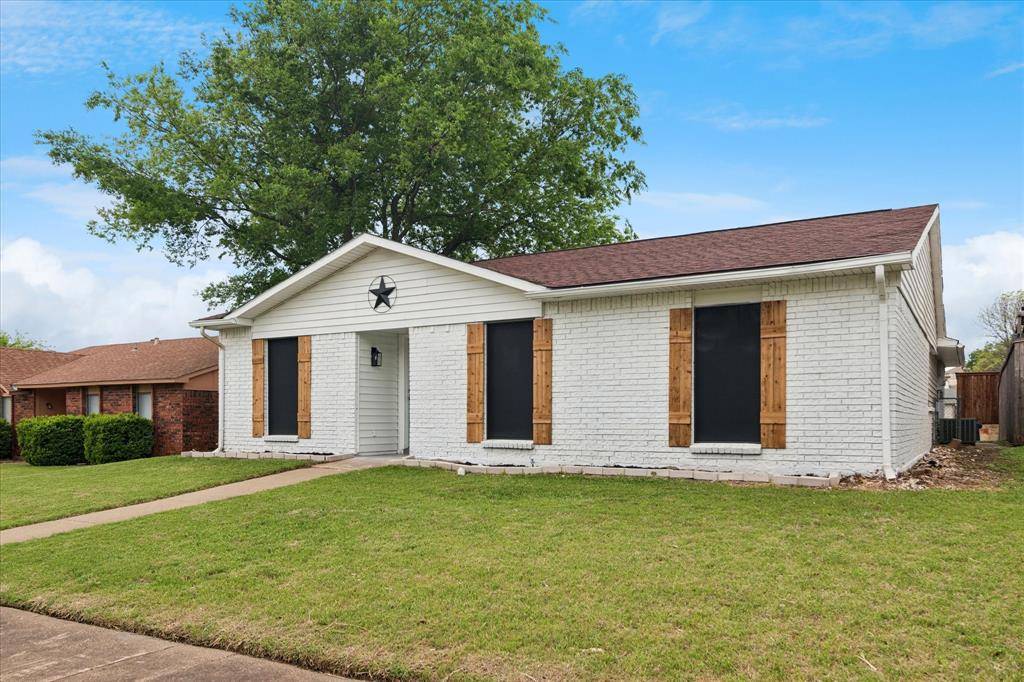 7426 Cloverglen Drive, Dallas, TX 75249