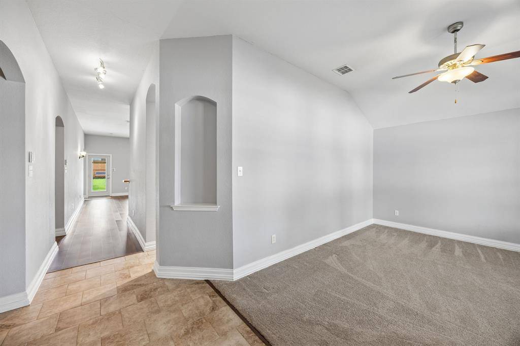 1209 Diamondback Lane, Haslet, TX 76052