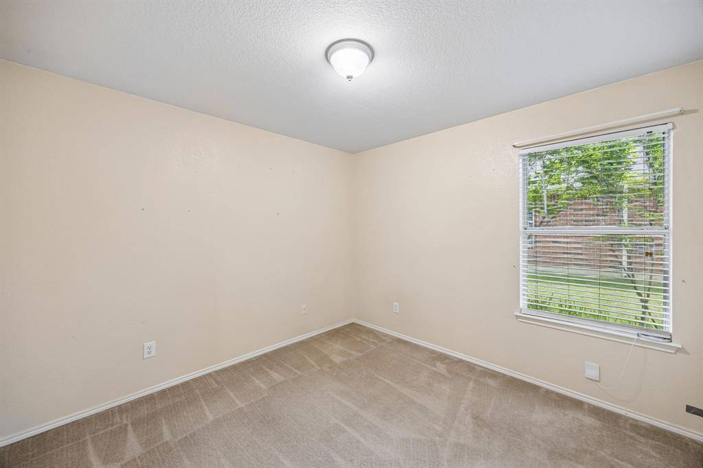 1209 Diamondback Lane, Haslet, TX 76052