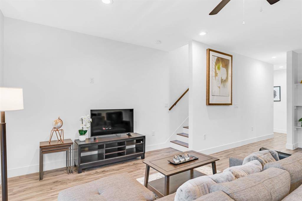 162 S Cisco Street, Dallas, TX 75246