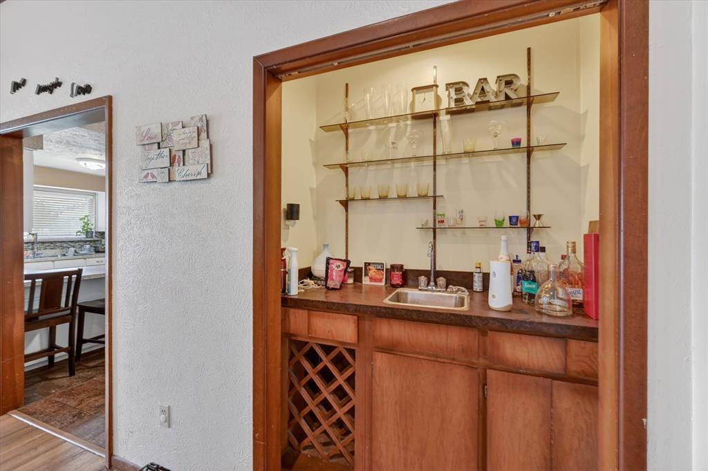 3921 Timberidge Drive, Irving, TX 75038