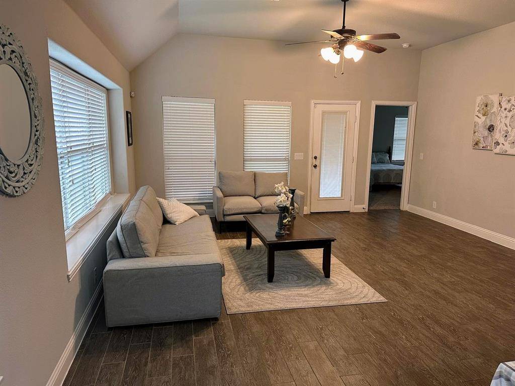 4614 Amesbury Lane, Sherman, TX 75092