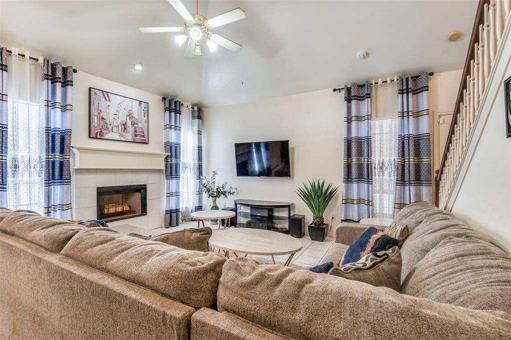 2839 Meadow Way Lane, Dallas, TX 75228