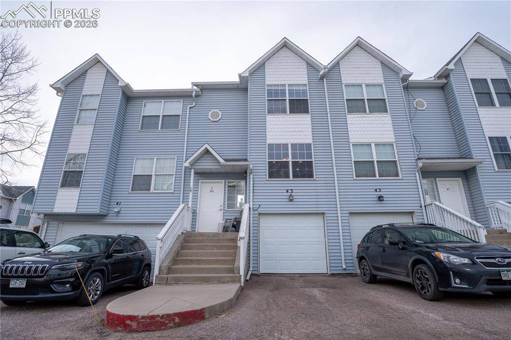 43 Vale CIR, Palmer Lake, CO 80133