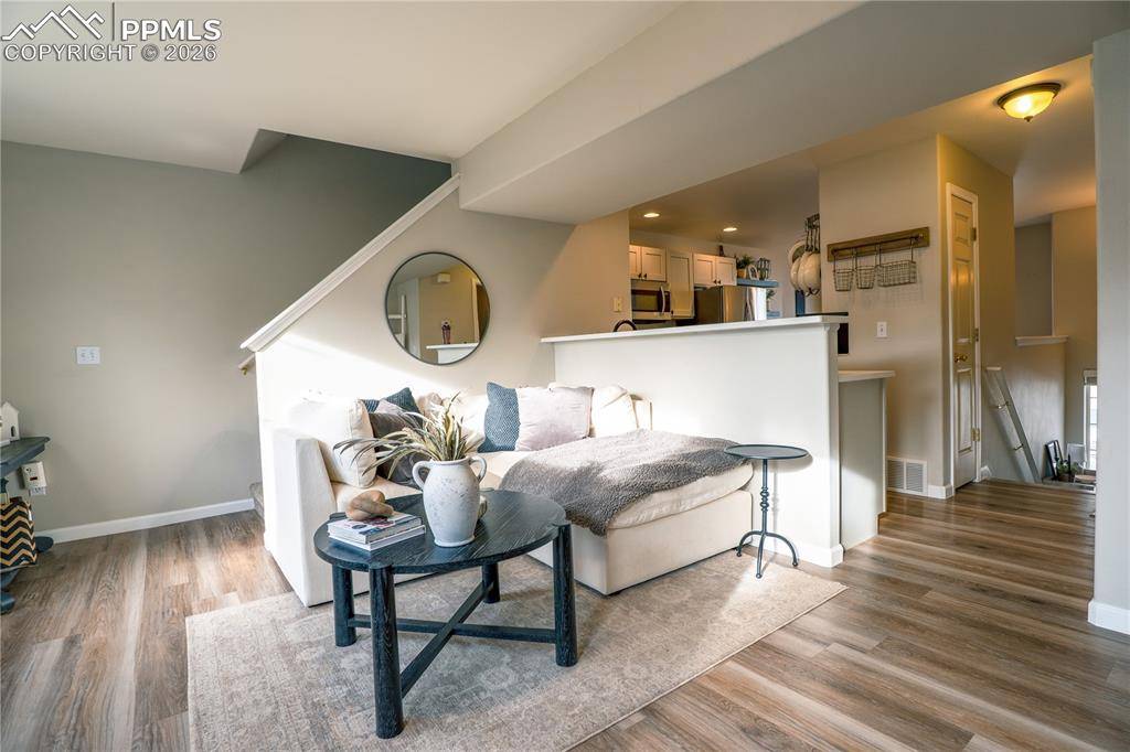 43 Vale CIR, Palmer Lake, CO 80133