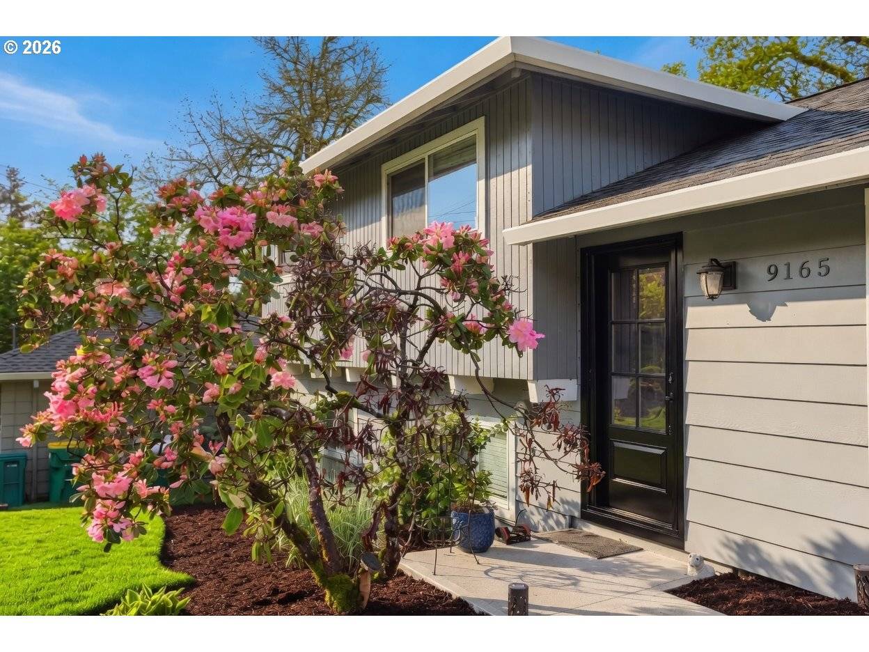9165 SW 70TH AVE, Portland, OR 97223