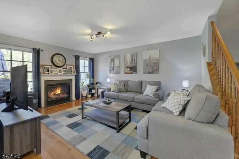 80 Magnolia Way, North Haledon Boro, NJ 07508