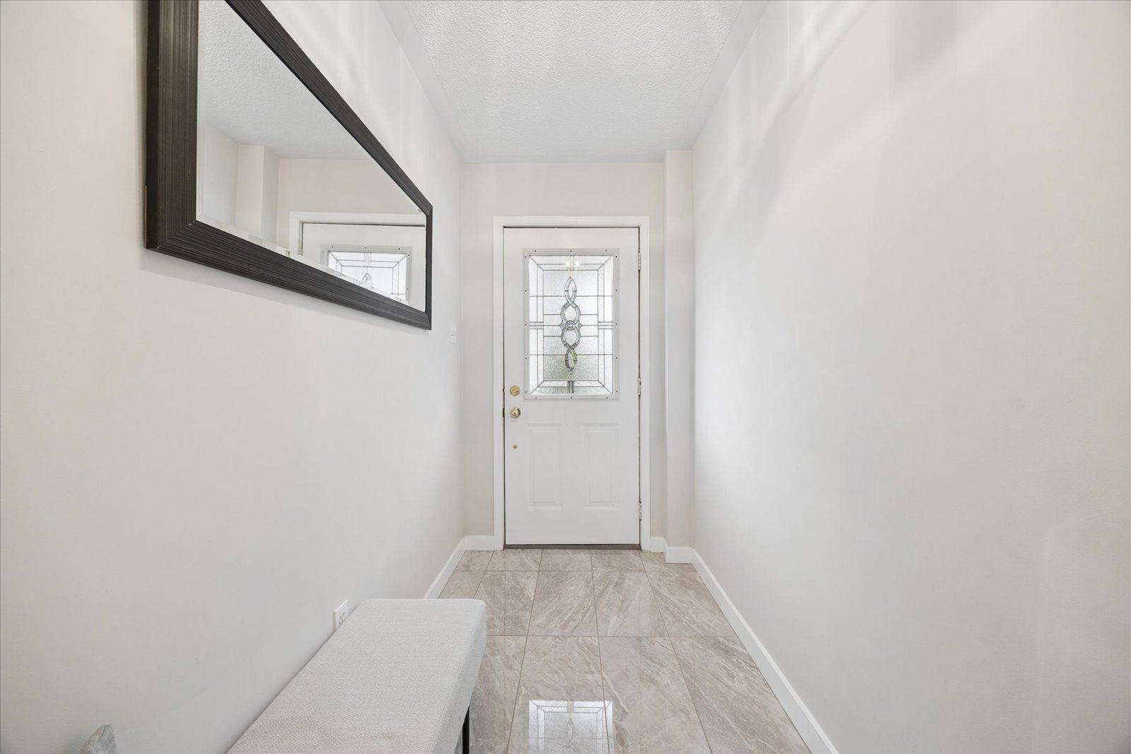 50 Spraggins LN, Ajax, ON L1T 4H2