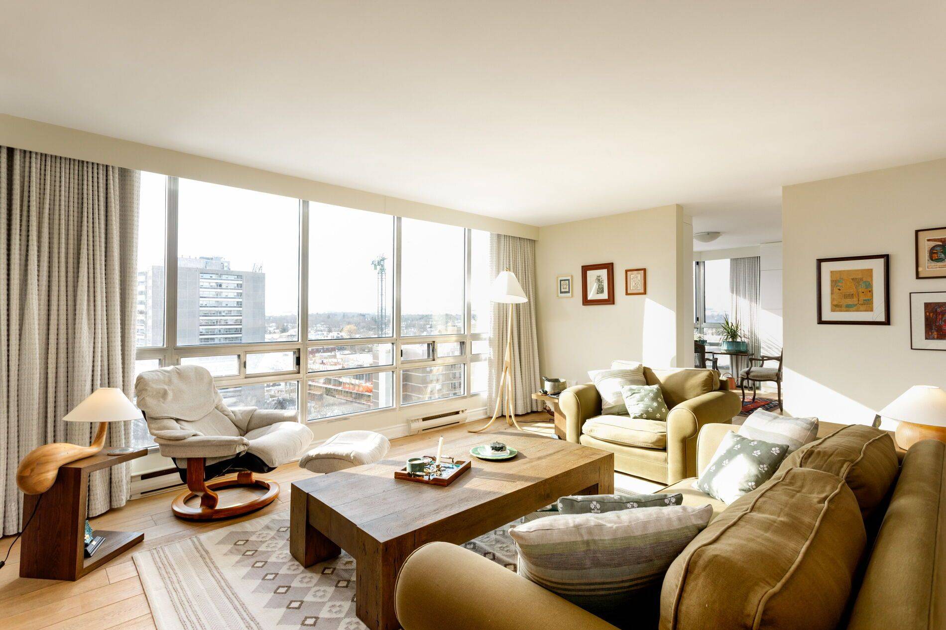 2180 Marine DR #1401, Oakville, ON L6L 5V2