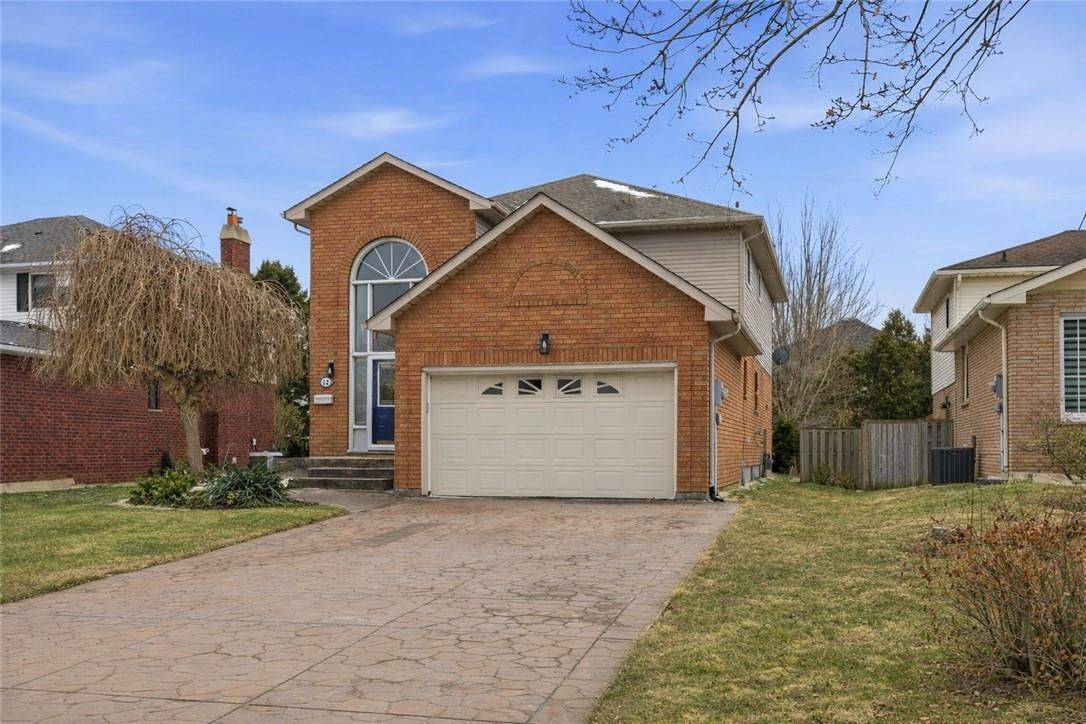 12 Sumner CRES, Grimsby, ON L3M 5E2