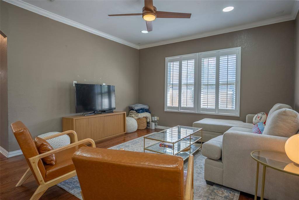 1004 Moreland Avenue, Dallas, TX 75204