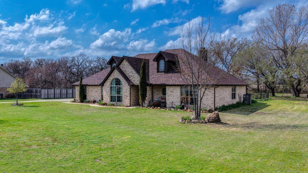 197 Savannah Drive, Weatherford, TX 76087