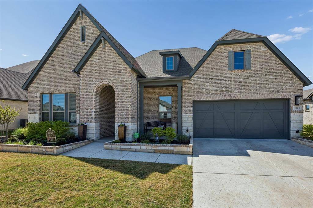 2902 Neidman Drive, Mansfield, TX 76063