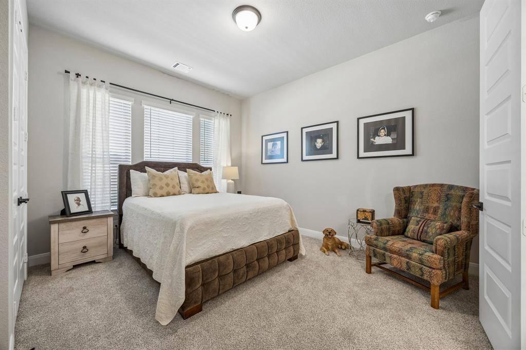 2902 Neidman Drive, Mansfield, TX 76063