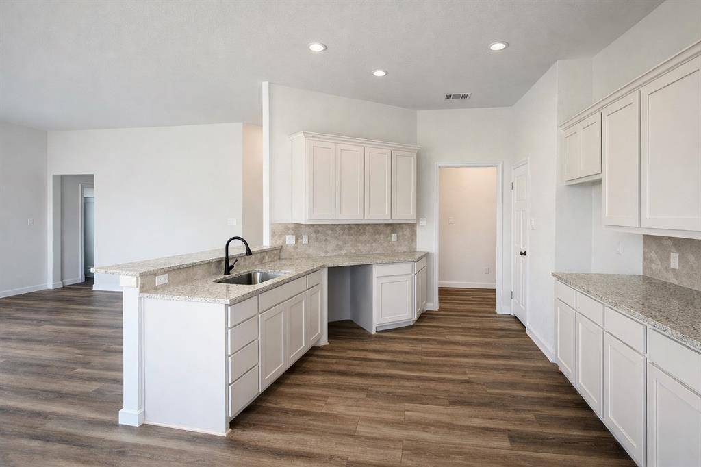 1537 Dresser Street, Graham, TX 76450