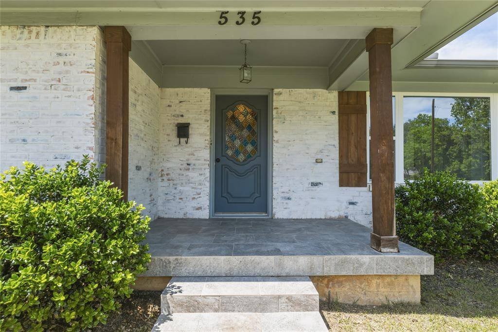 535 Degan Avenue, Lewisville, TX 75057