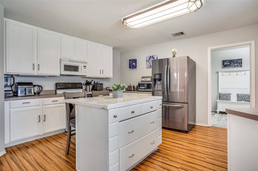 1628 Withers Way, Krum, TX 76249