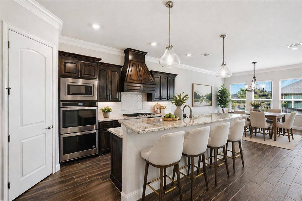 900 Pate Street, Granbury, TX 76048