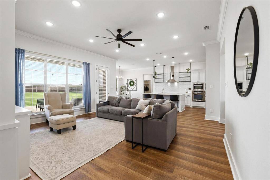 112 Chisolm Trail, Pottsboro, TX 75076