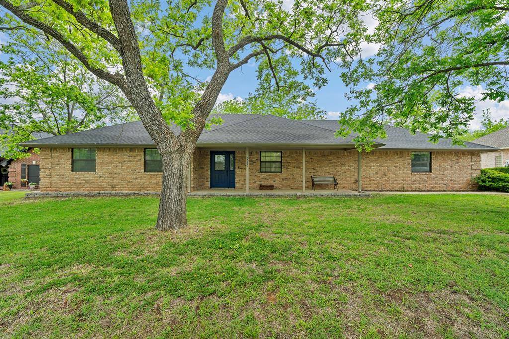 9616 Monticello Drive, Granbury, TX 76049