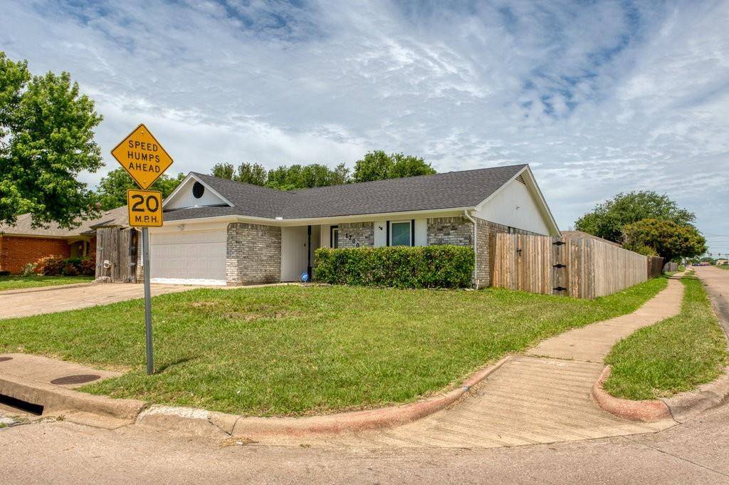 1700 Willow Vale Drive, Fort Worth, TX 76134