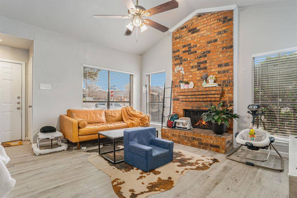 2201 Jackson Circle, Carrollton, TX 75006